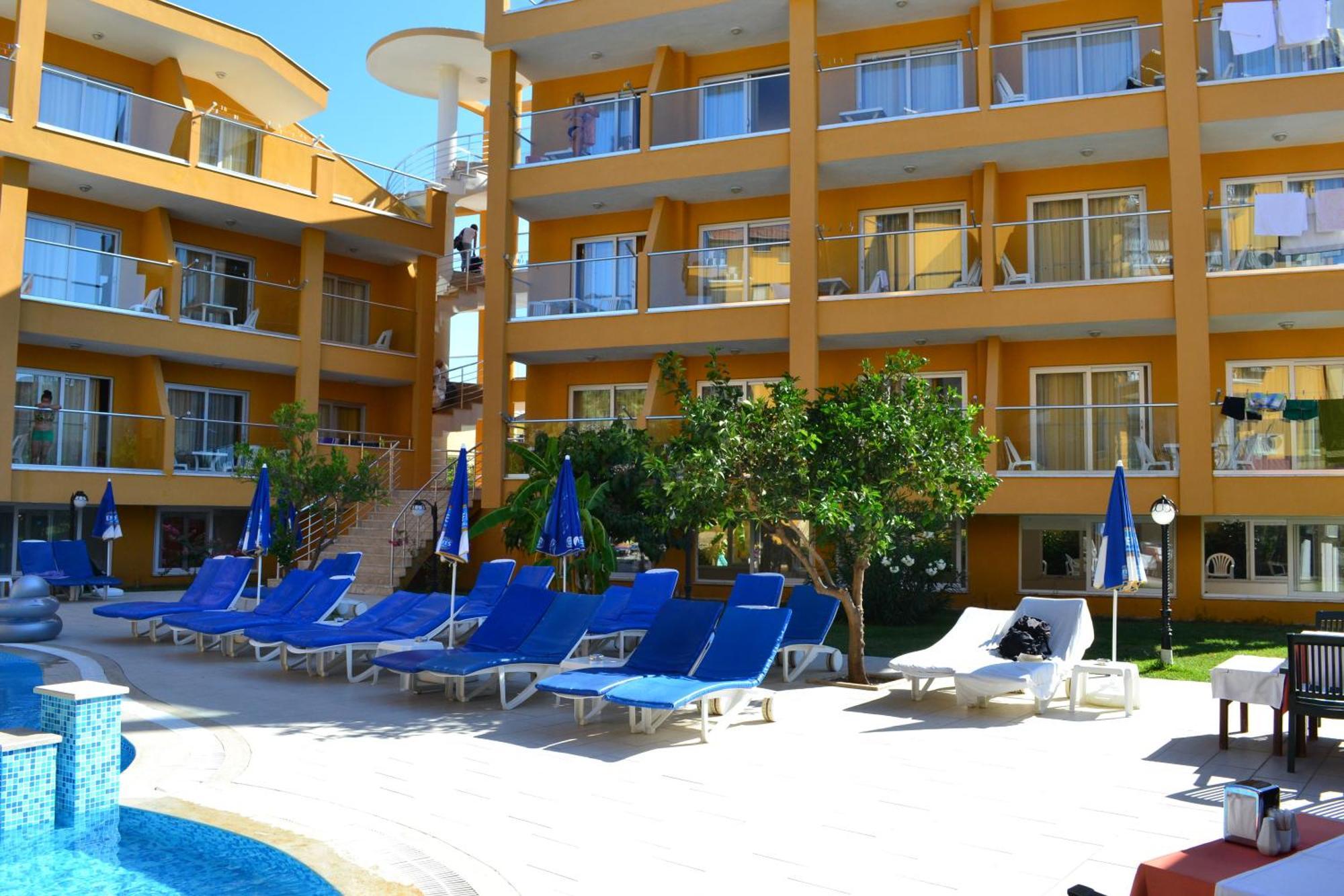 Aparthotel Begonville